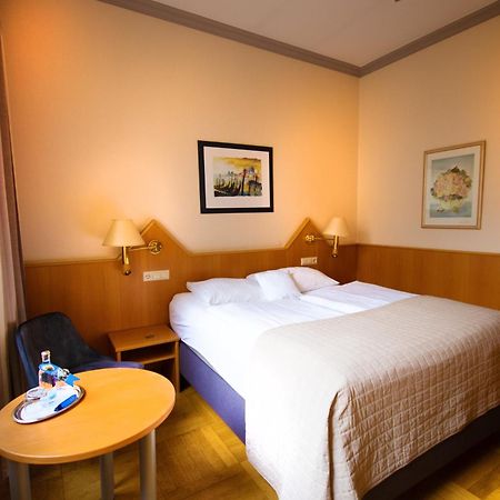 Komfort Hotel Am Kurpark Bad Homburg vor der Hohe Bagian luar foto