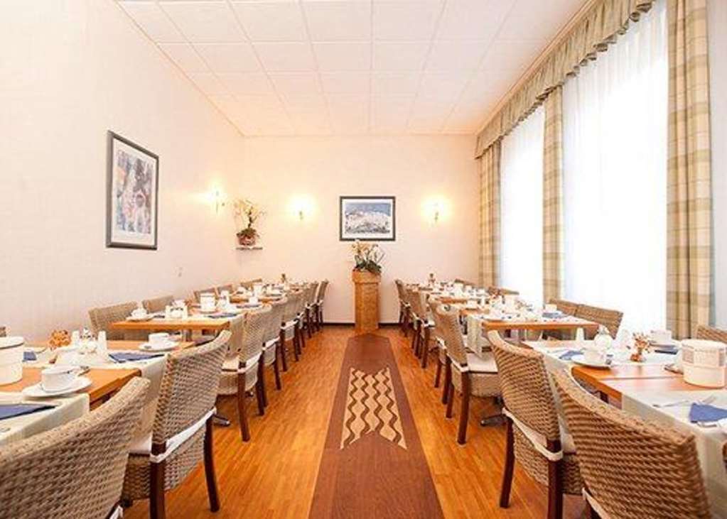 Komfort Hotel Am Kurpark Bad Homburg vor der Hohe Restoran foto
